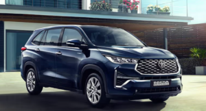 TOYOTA INNOVA HYCROSS