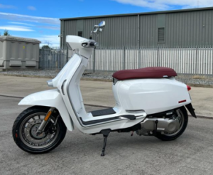LAMBRETTA V125