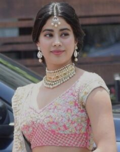 JANHVI KAPOOR NET WORTH